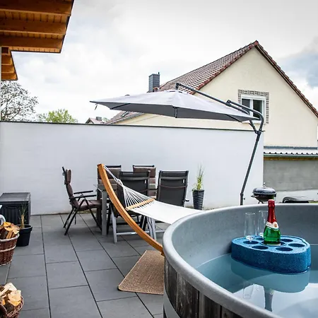 Feriehus 2 I 2 Badefaesser I Sauna I Bis 10 Gaeste *