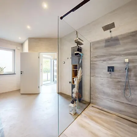 2 I 2 Badefaesser I Sauna I Bis 10 Gaeste * Wendisch Rietz